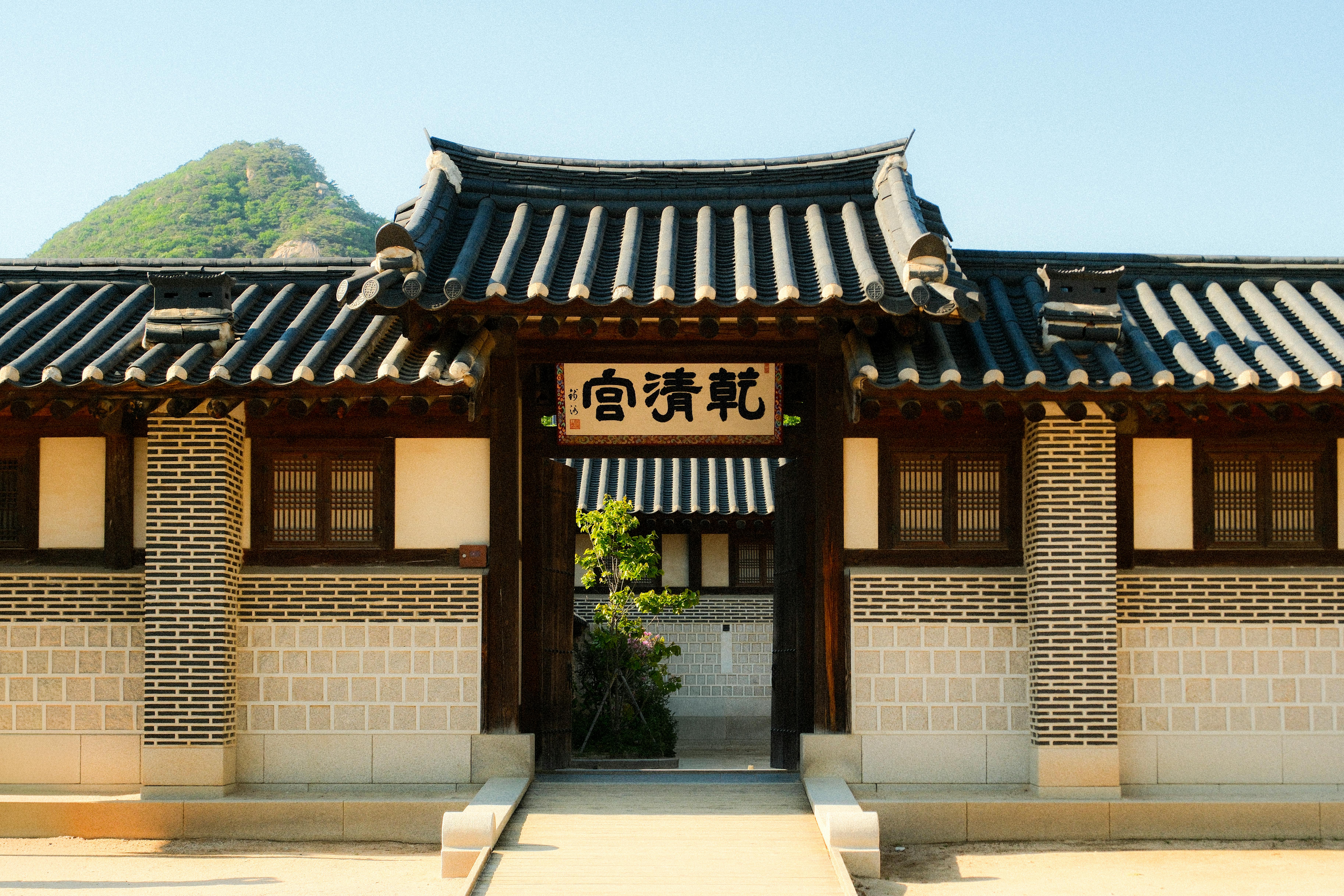 구조주의 기호학과 현대 광고의 만남